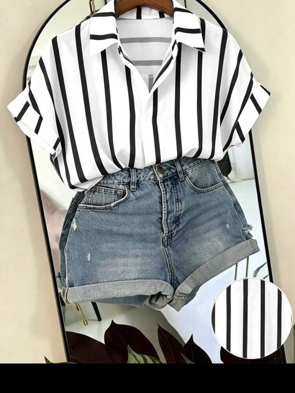 SHEIN Black & White Vertical Striped Short Sleeve Blouse